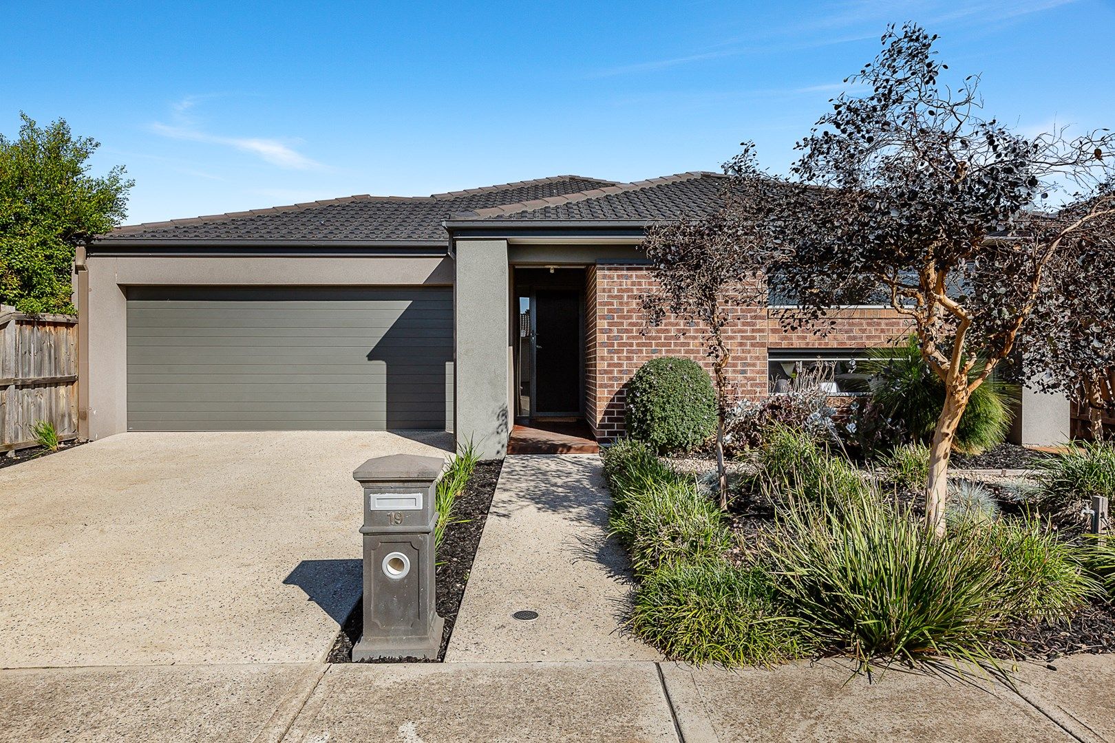 19 Abbotswood Road, Doreen VIC 3754, Image 0