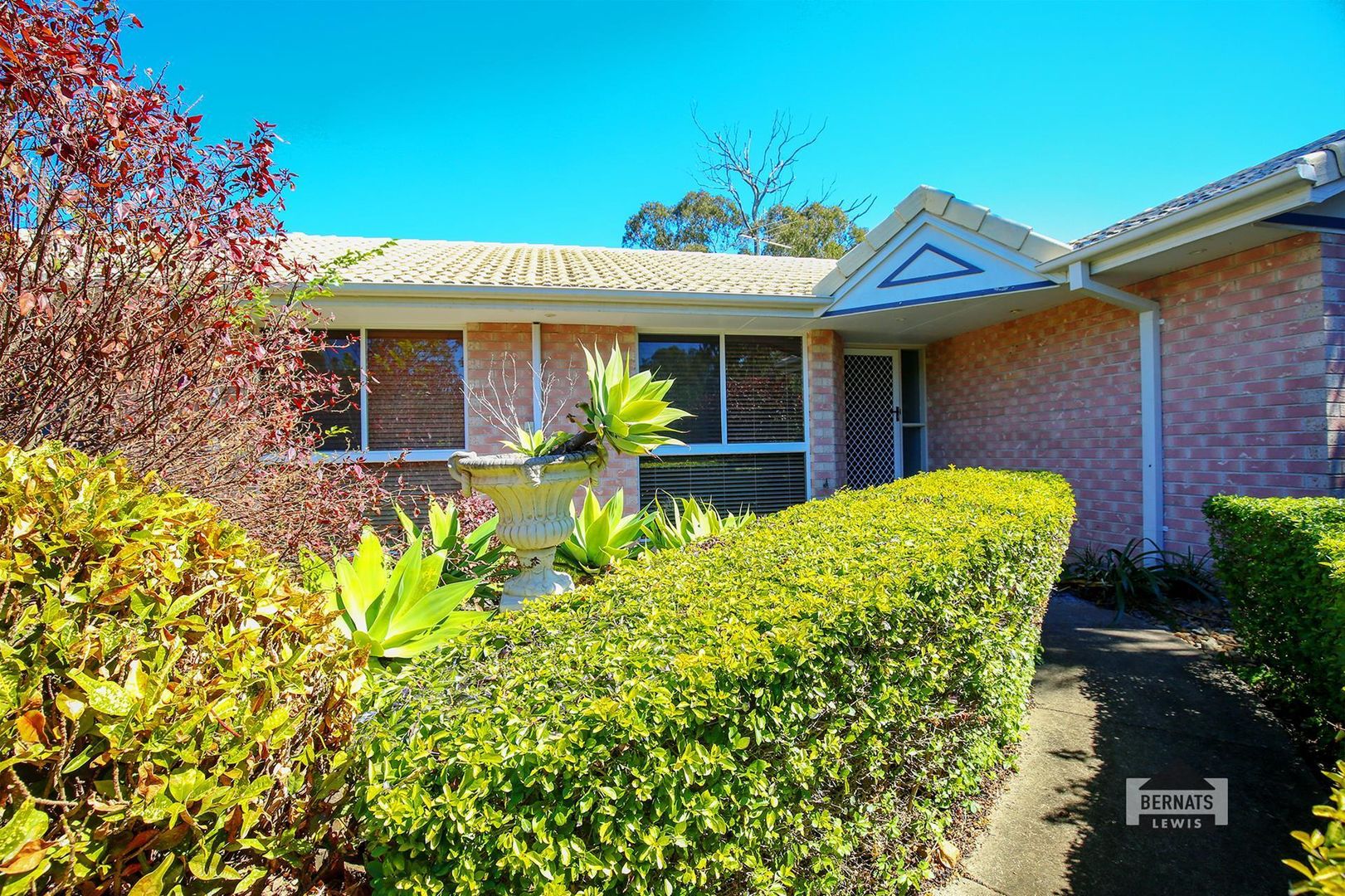 Edens Landing QLD 4207 4 beds house for Sale, 450,000 2015606688