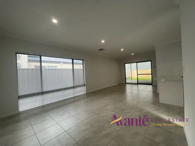 Additional image 7 of 39 Canary Dr, Hammond Park WA 6164