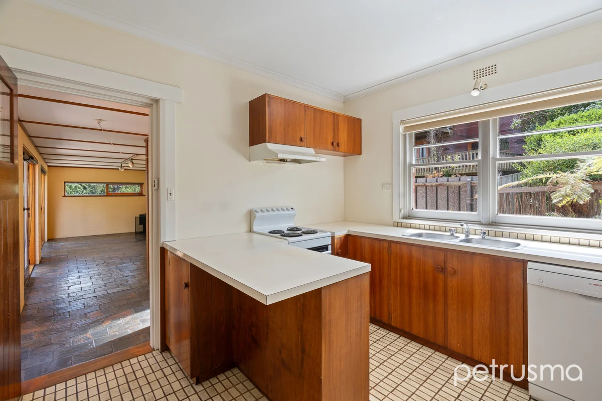 Additional image 6 of 5 Warragul Avenue, New Town TAS 7008