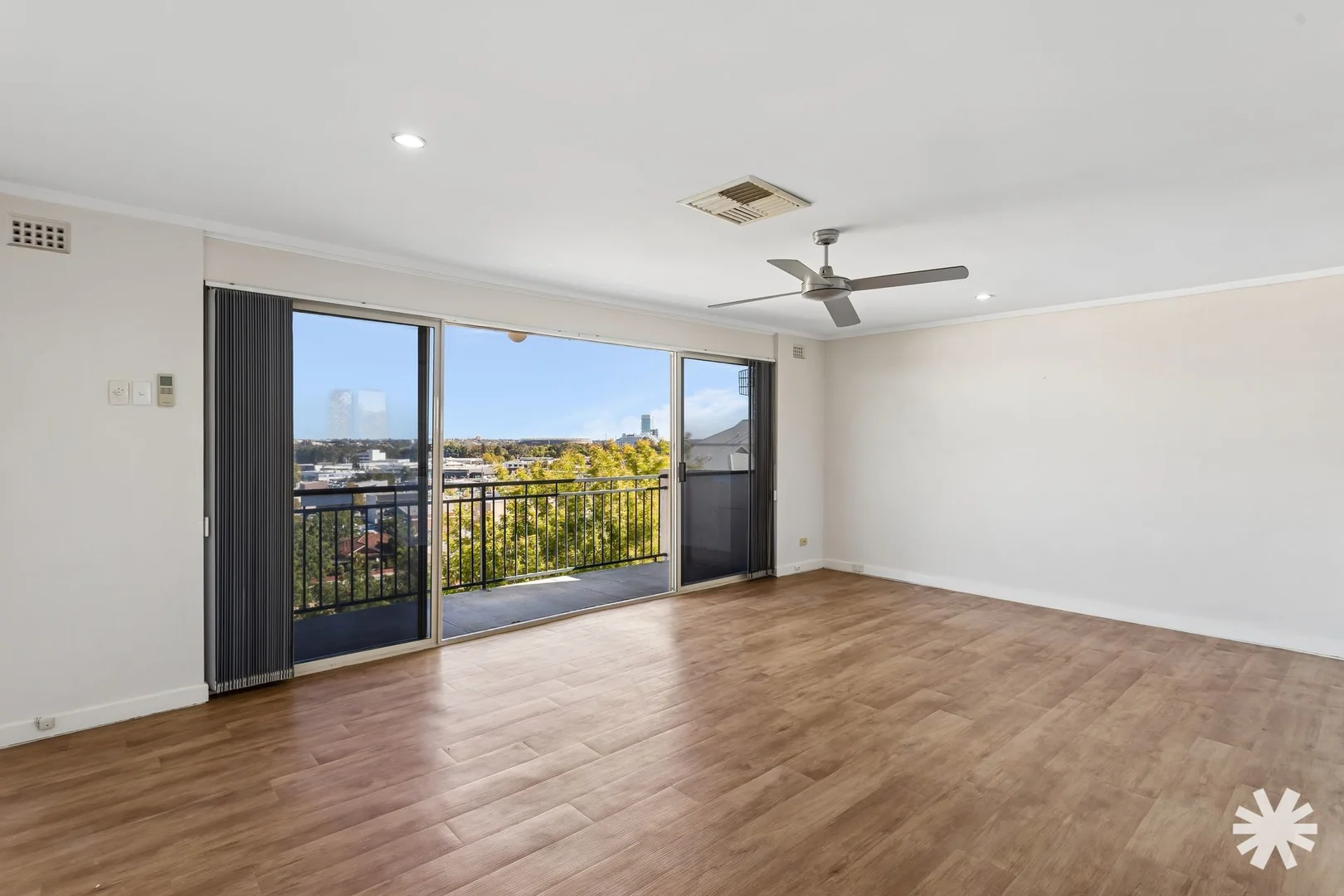 Additional image 2 of 15/11 King George Street, Victoria Park WA 6100