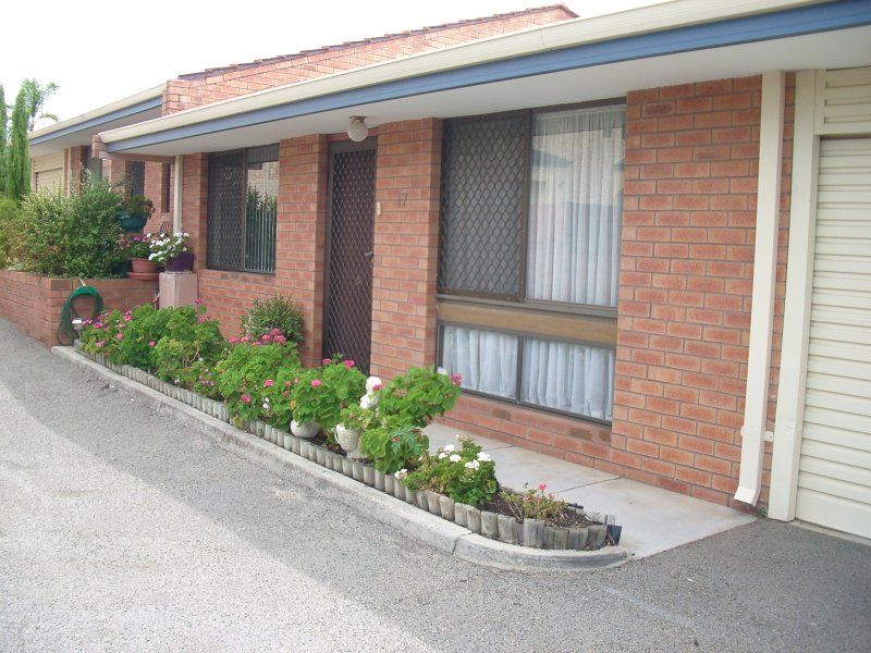 2 bedrooms Apartment / Unit / Flat in Unit 17/18 Bridges Road MELVILLE WA, 6156