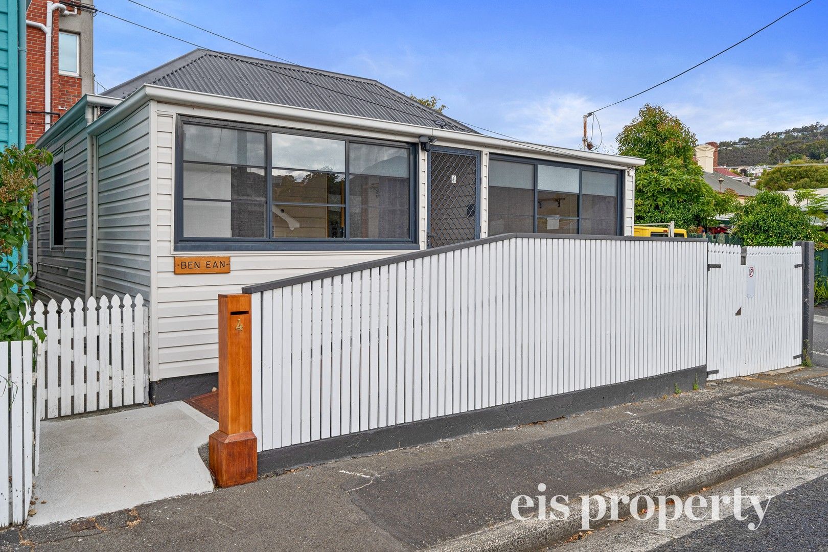 4 Hennebry Street, South Hobart TAS 7004, Image 0