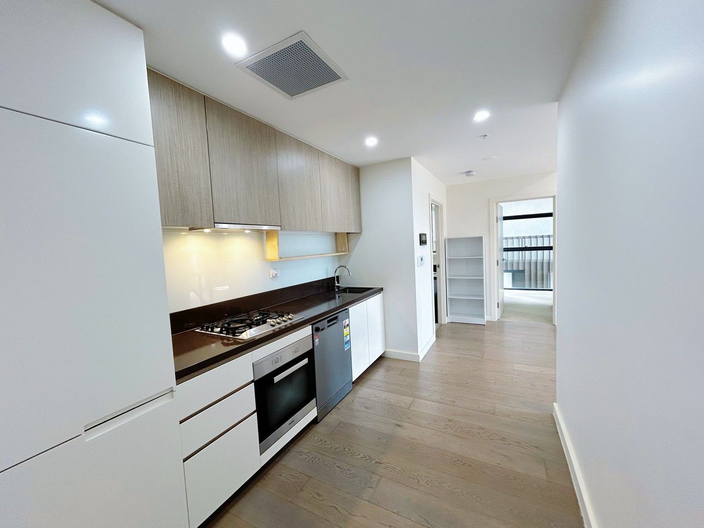 2 bedrooms Apartment / Unit / Flat in Unit 10303/5 Sam Sing Street WATERLOO NSW, 2017