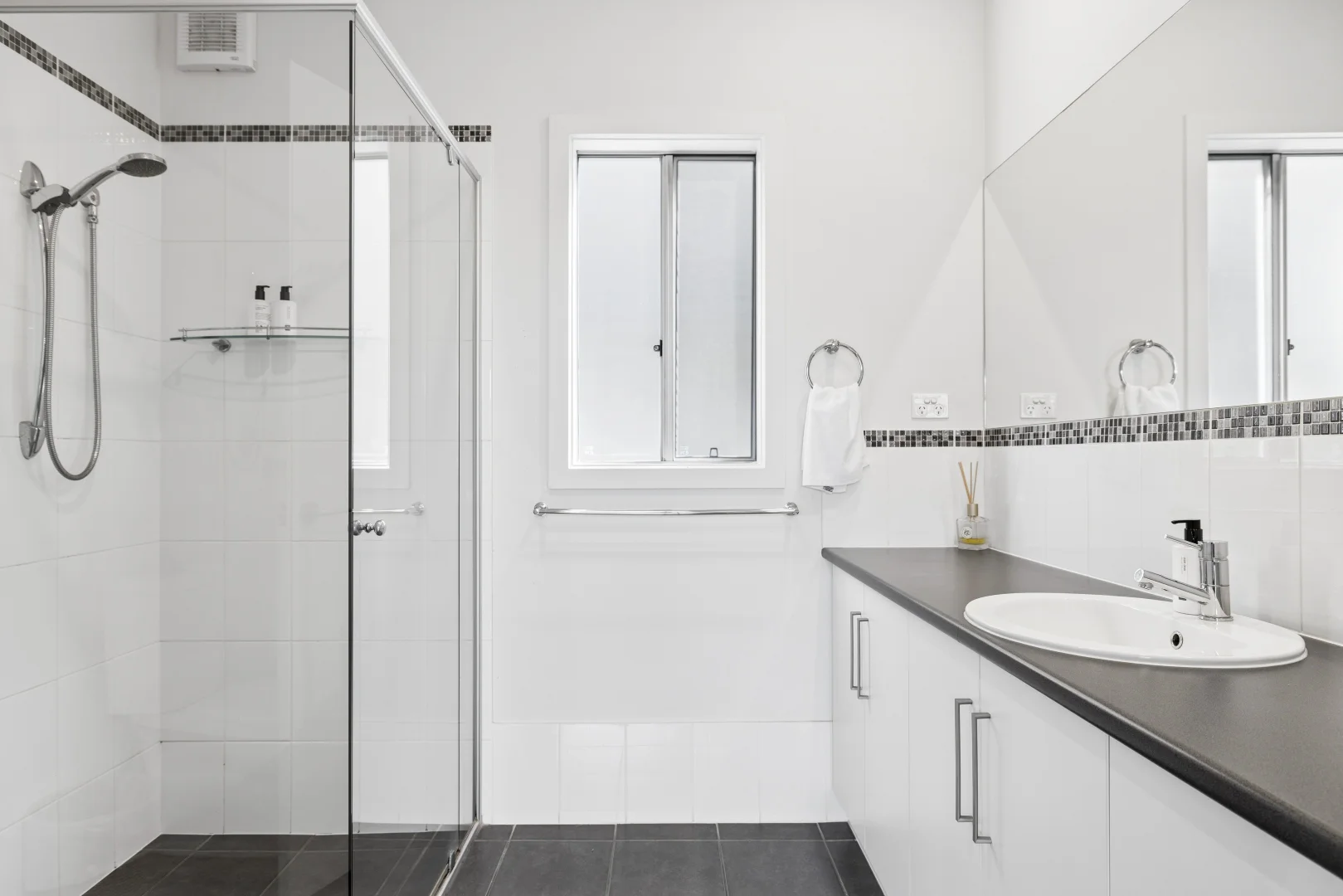 Additional image 15 of 6a Seaview Road, Port Elliot SA 5212