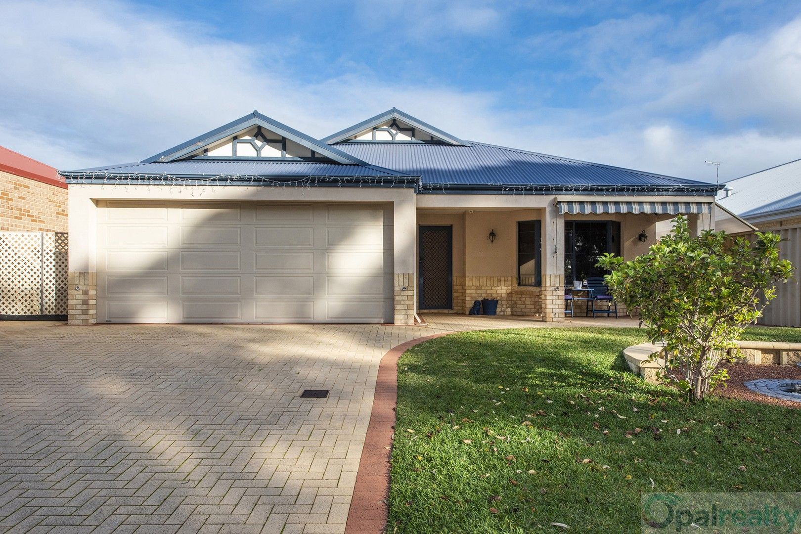 3 bedrooms House in 6 Greeson Parkway SECRET HARBOUR WA, 6173