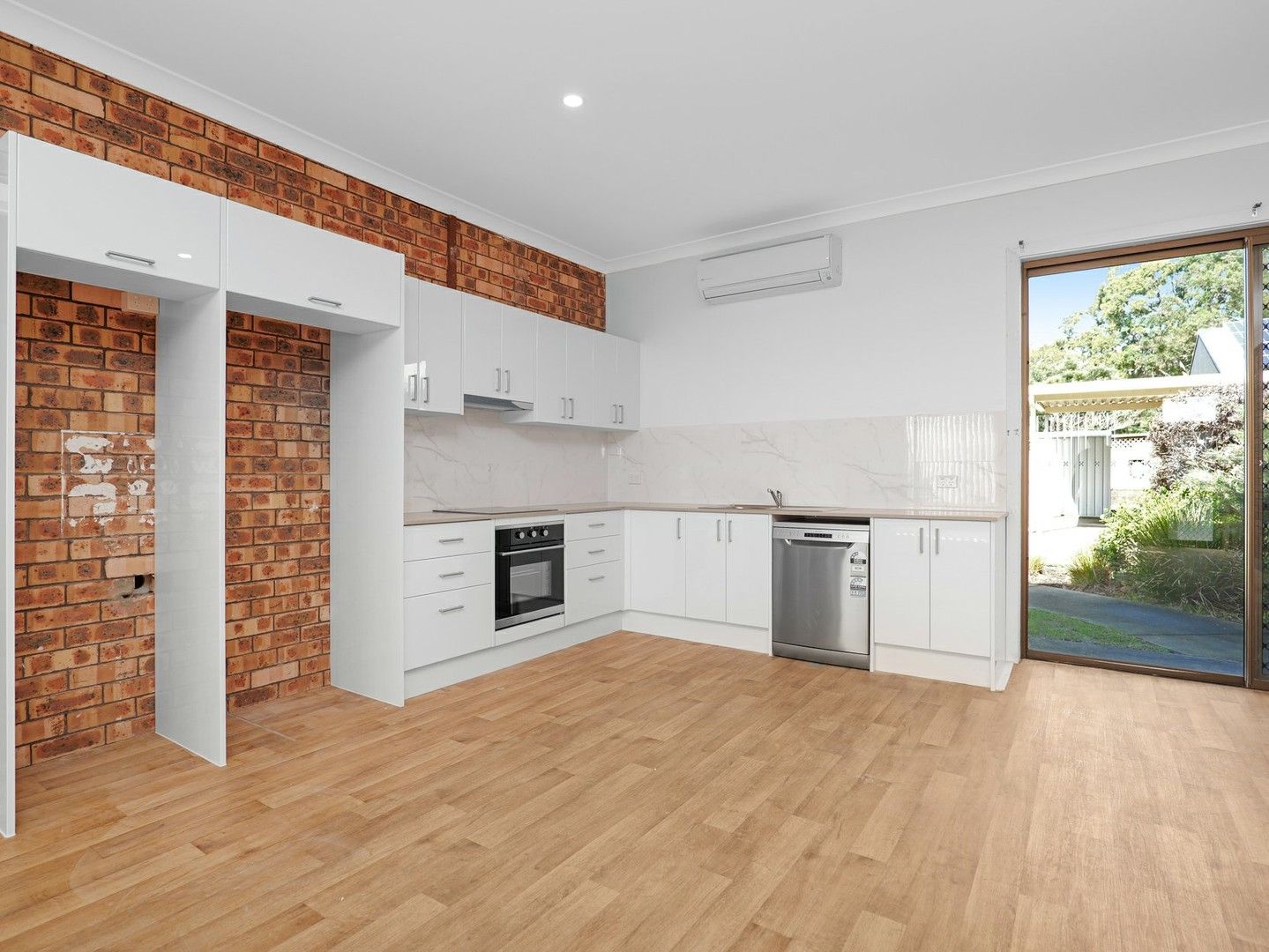 33 King Albert Avenue, Tanilba Bay NSW 2319 House For Rent Domain