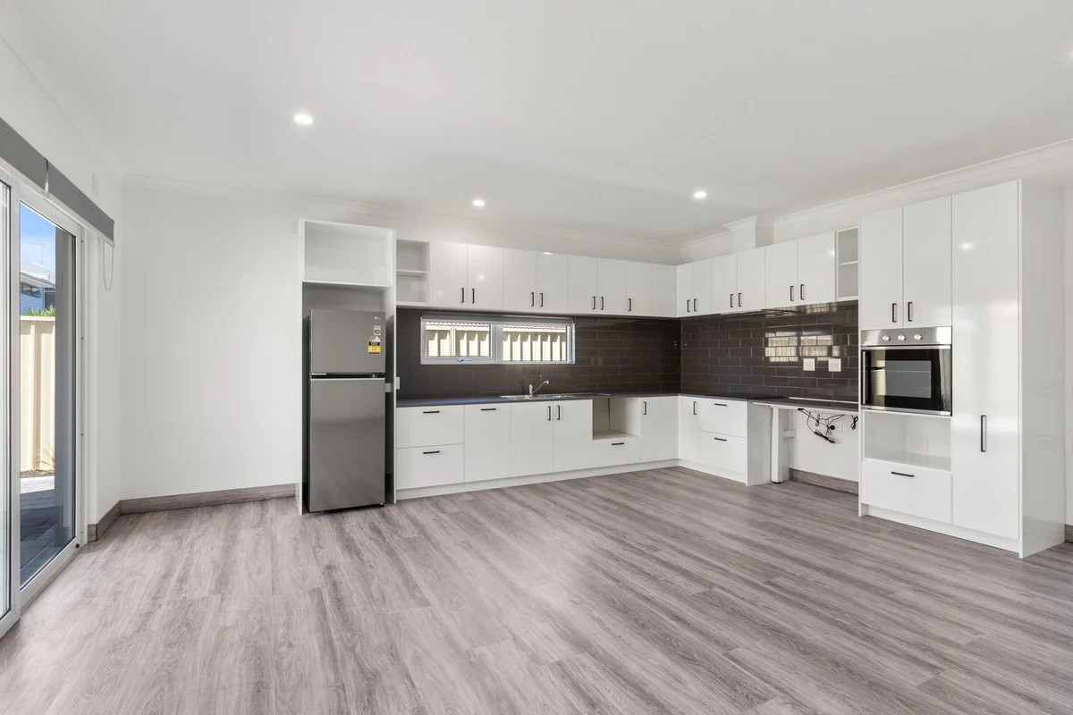 Additional image 8 of Mandurah WA 6210