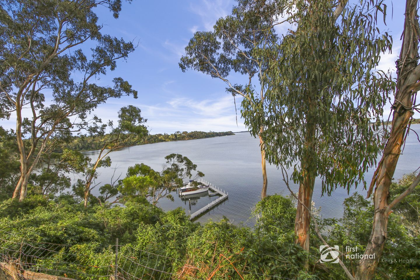 8B Bayview Court, Metung VIC 3904, Image 2