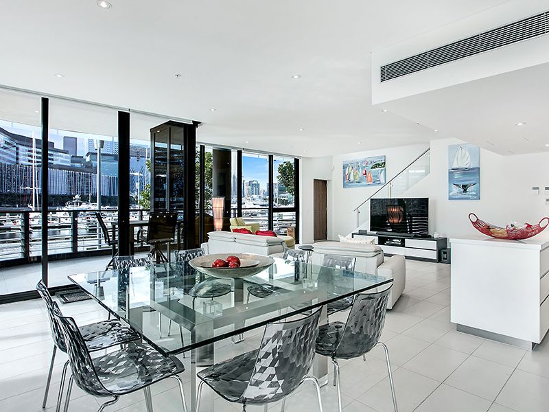 118 River Esplanade, Docklands VIC 3008, Image 0