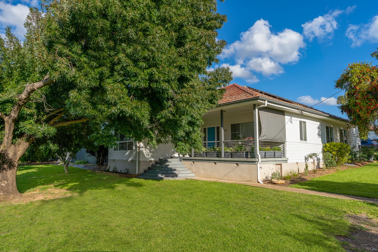 16 Castle Street, Molong NSW 2866, Image 0