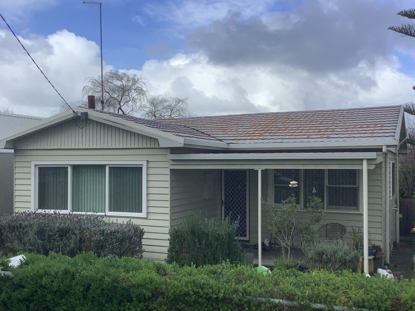 3 bedrooms House in 6 Scarborough Street INVERLOCH VIC, 3996