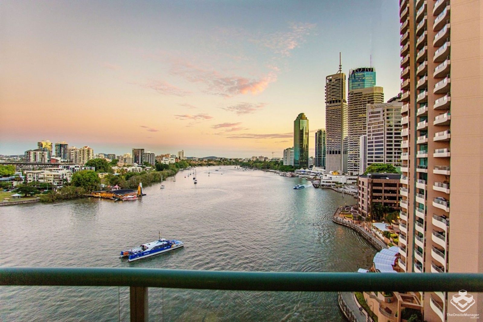 2 bedrooms Apartment / Unit / Flat in L956/35 Howard Street BRISBANE CITY QLD, 4000