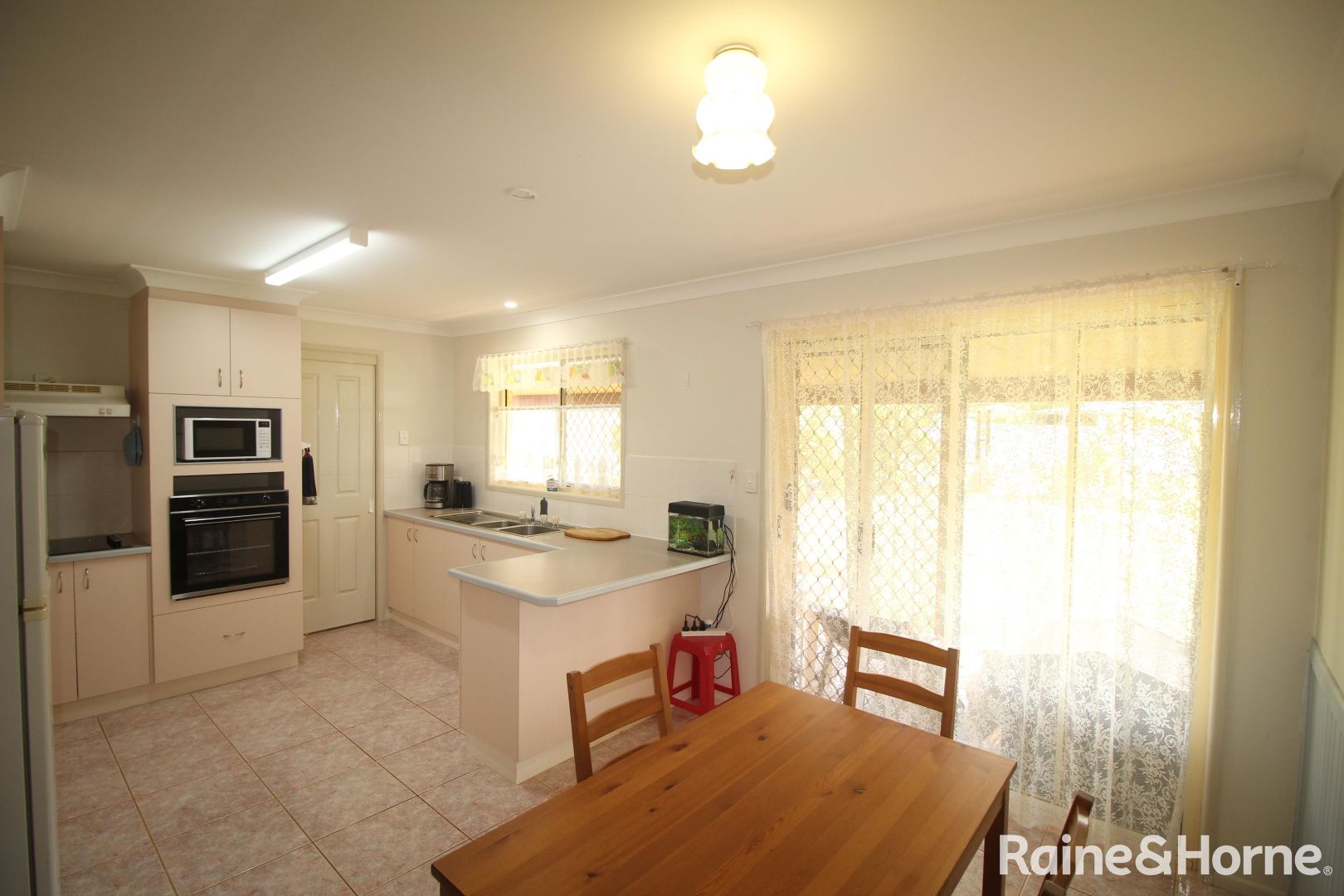 28 Kurtellen Cres, Kingaroy QLD 4610, Image 1