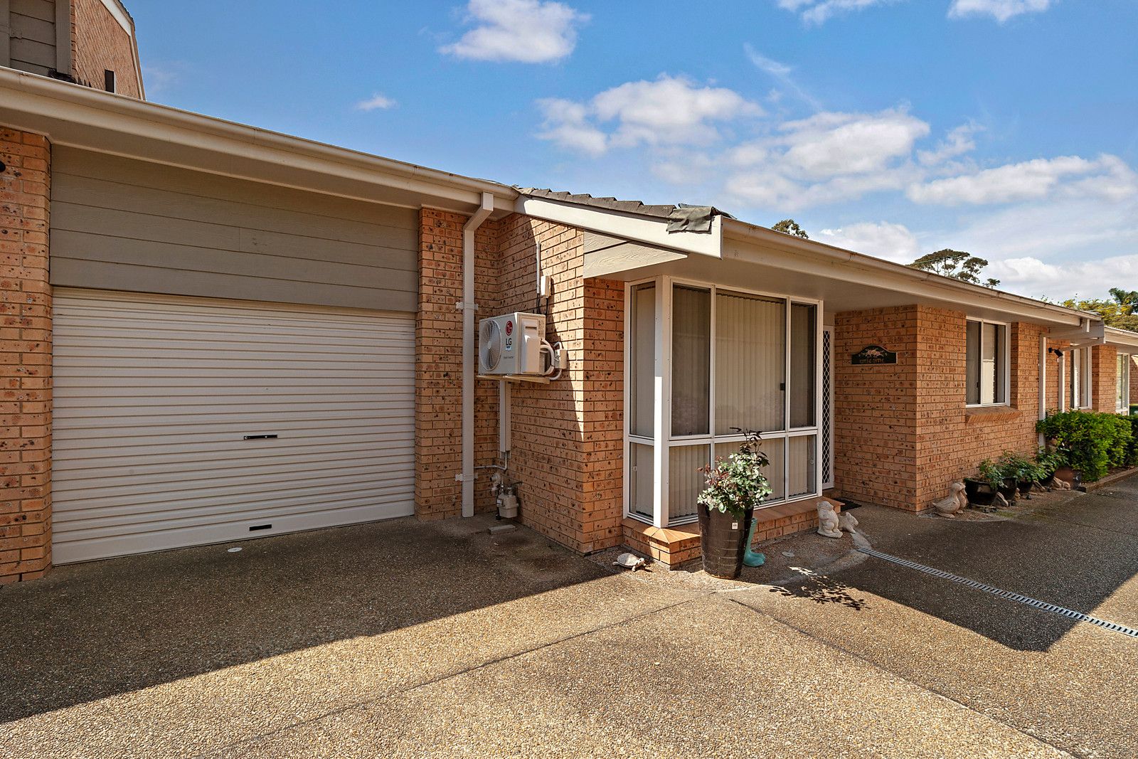 3/7 Dernancourt Avenue, Engadine NSW 2233, Image 1