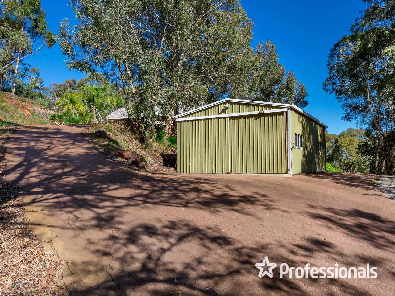 132 Albany Highway, Bedfordale WA 6112, Image 1