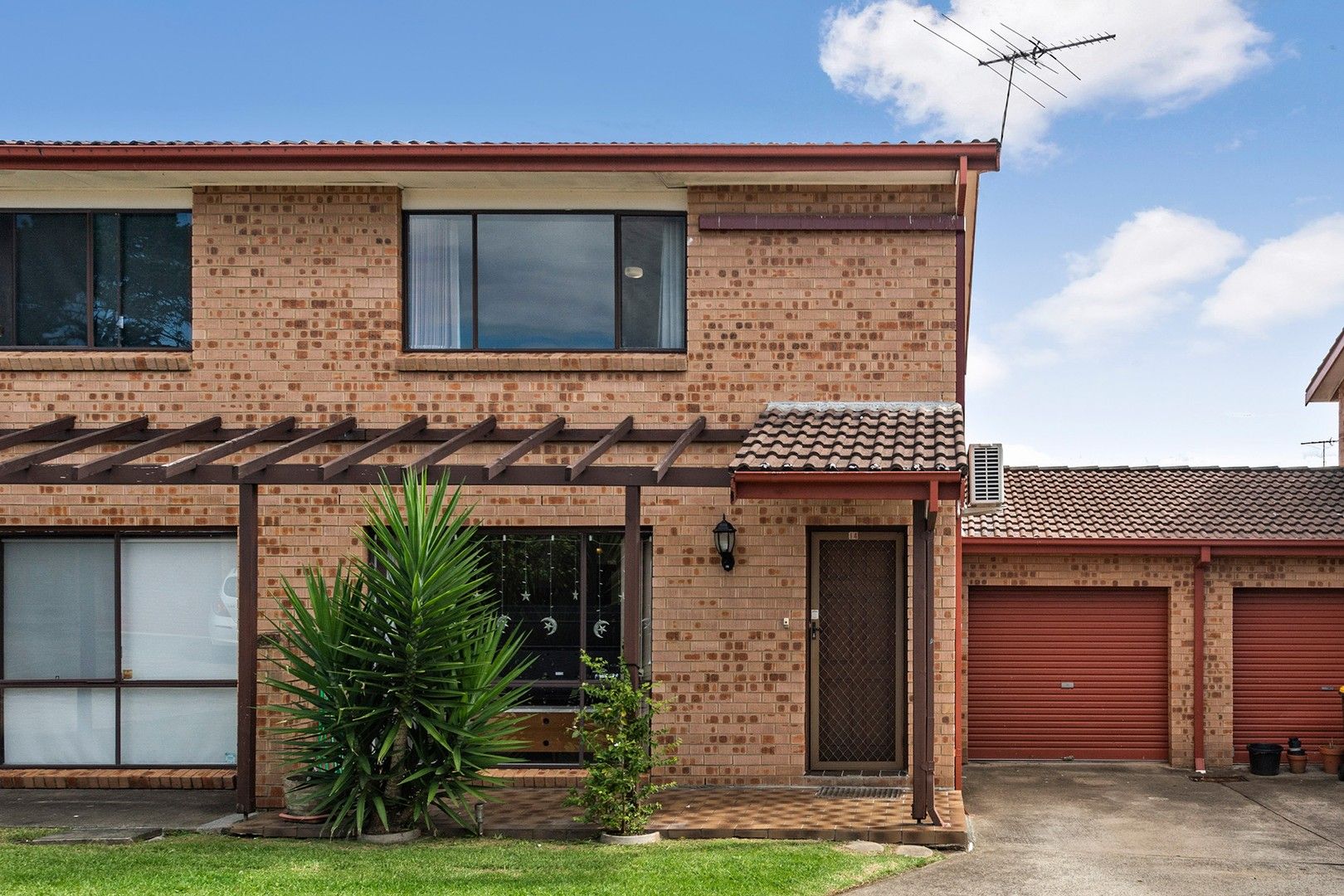 14/3 First Avenue, Macquarie Fields NSW 2564, Image 0