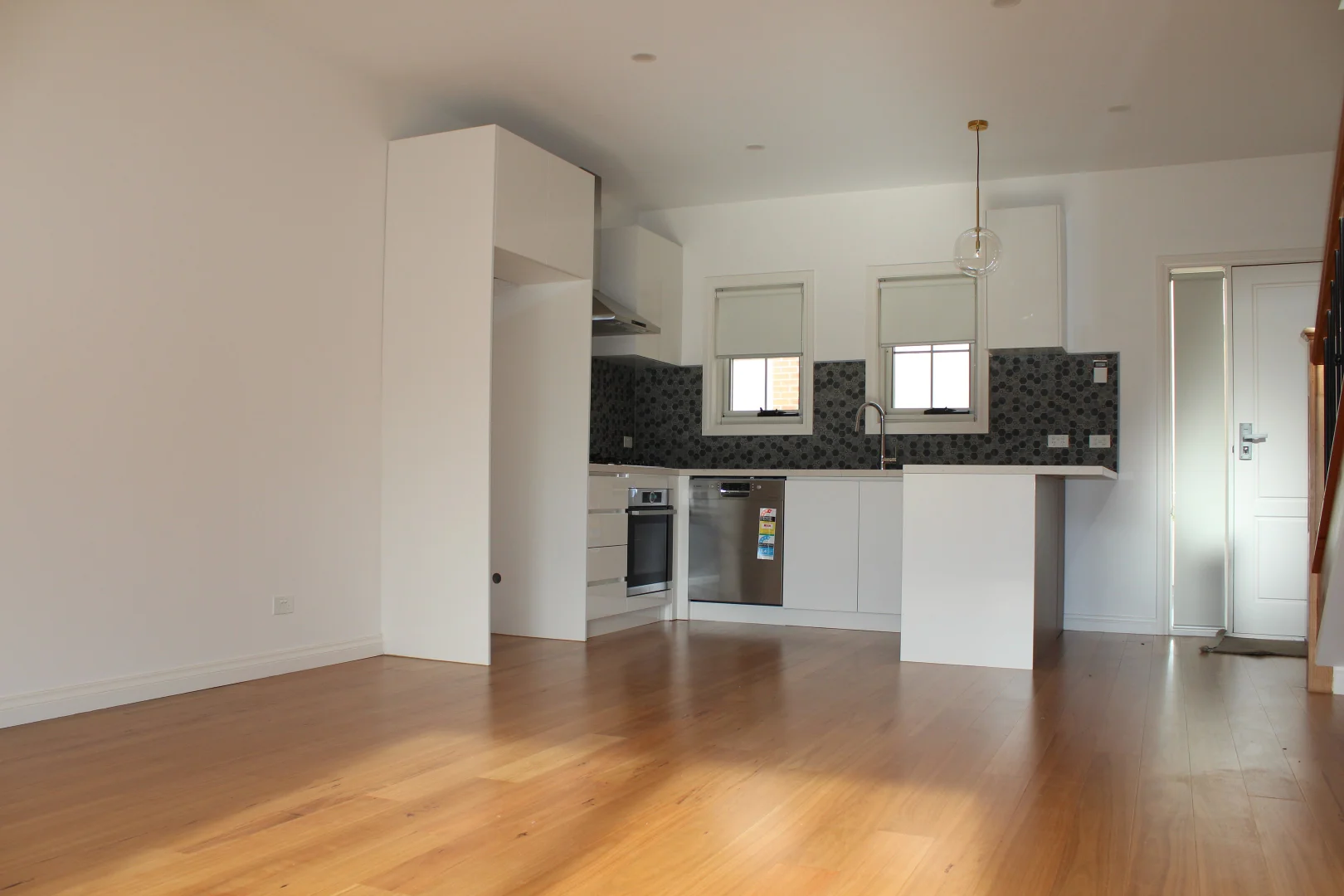 Additional image 2 of 3/47 Tamar Grove, Oakleigh VIC 3166