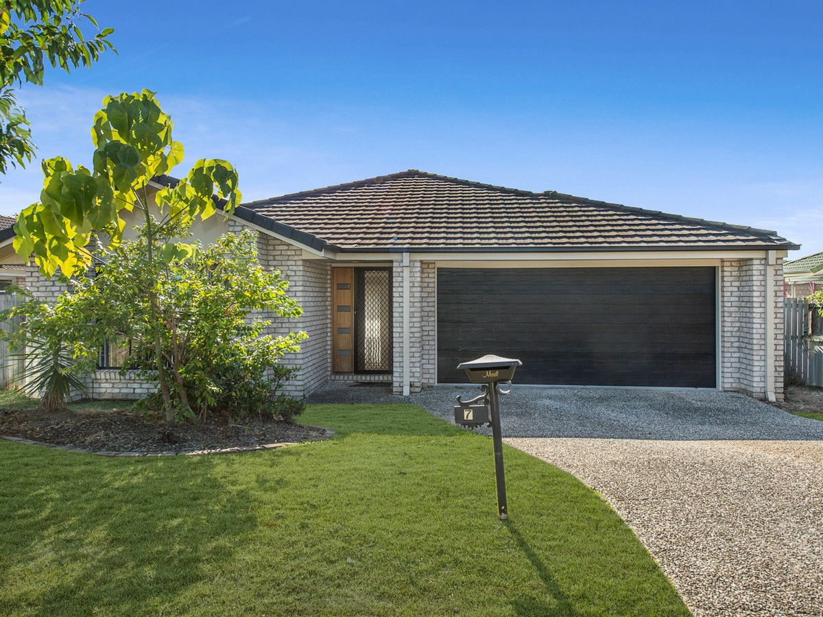 7 Charlton Crescent, Ormeau QLD 4208