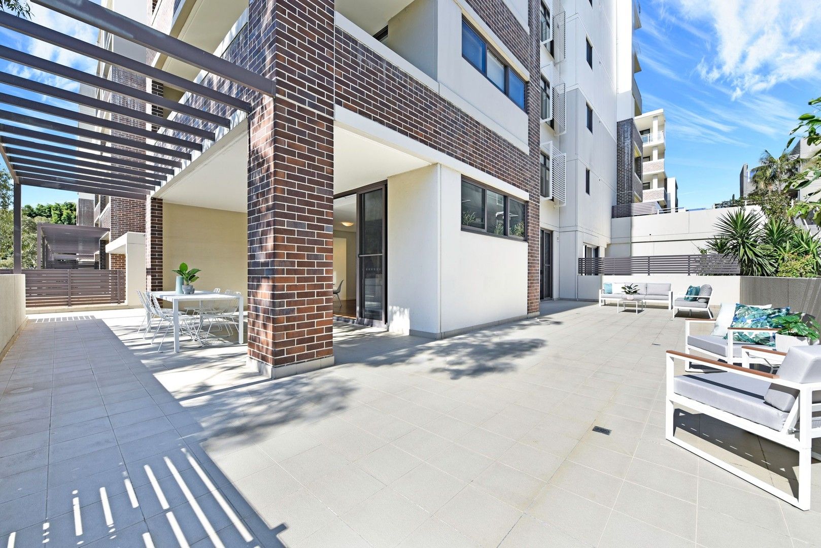 2 bedrooms Apartment / Unit / Flat in 101/25 Hill Road WENTWORTH POINT NSW, 2127