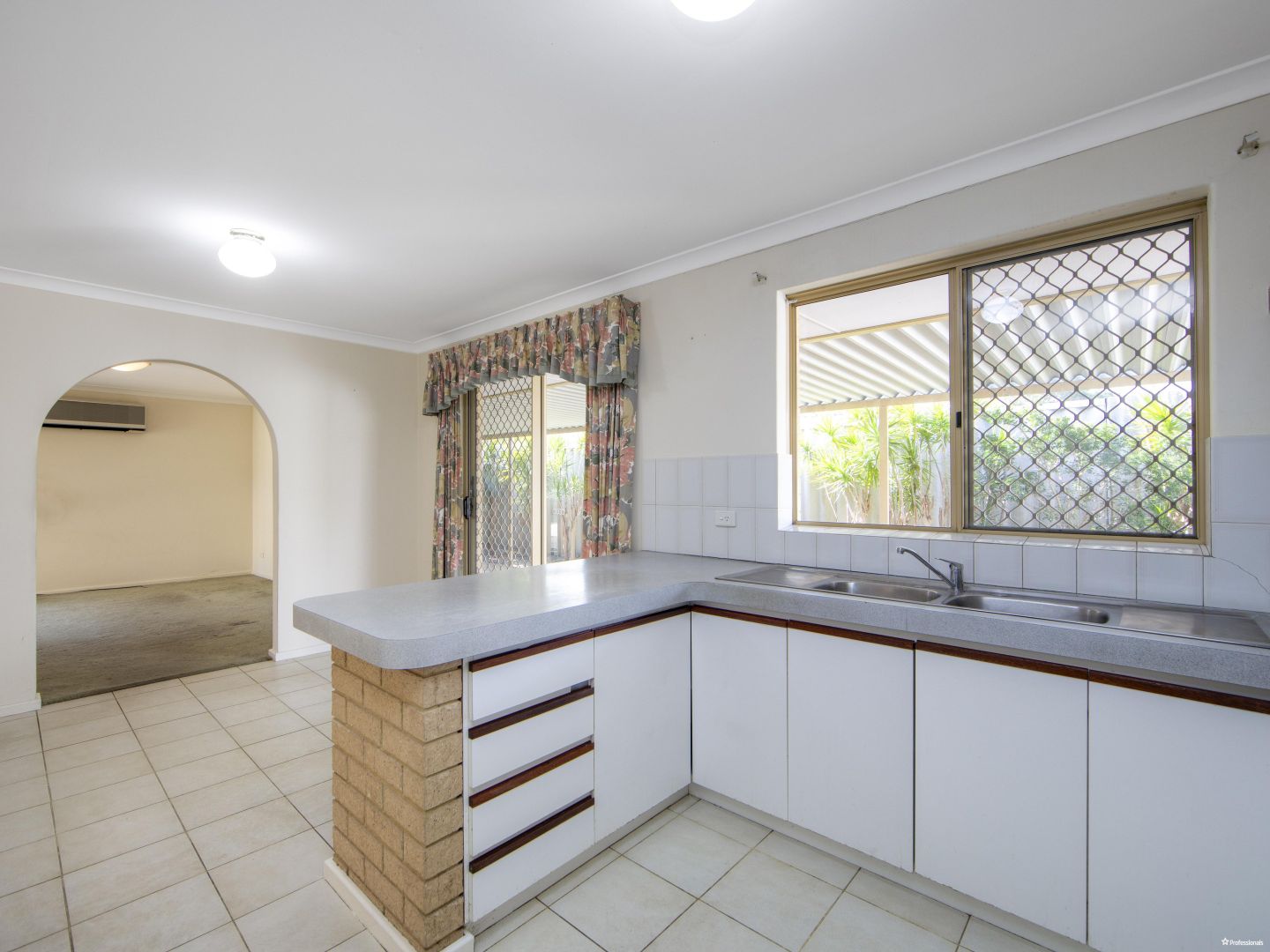 3/106 Roberts Road, Rivervale WA 6103, Image 2