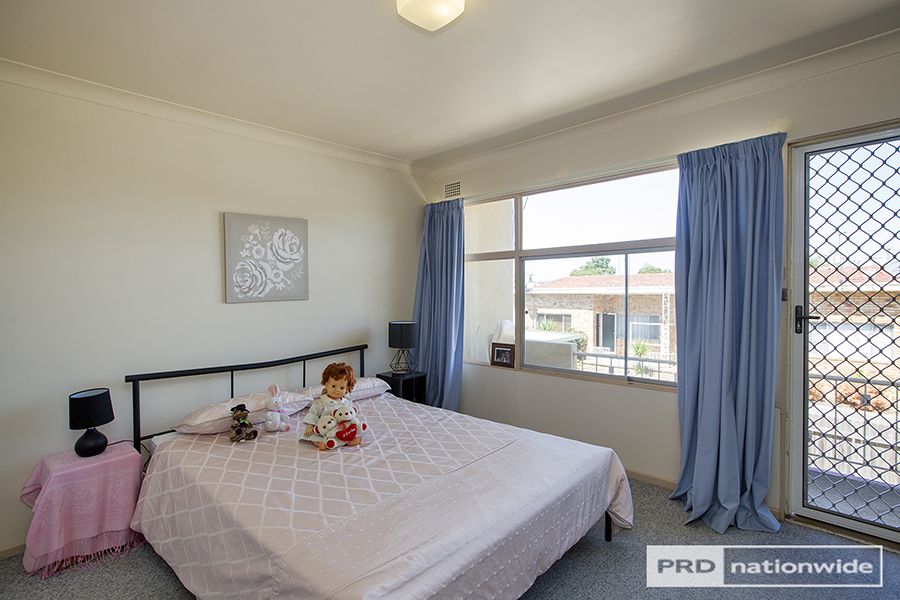 2/11 Petra Avenue, Tamworth NSW 2340, Image 1