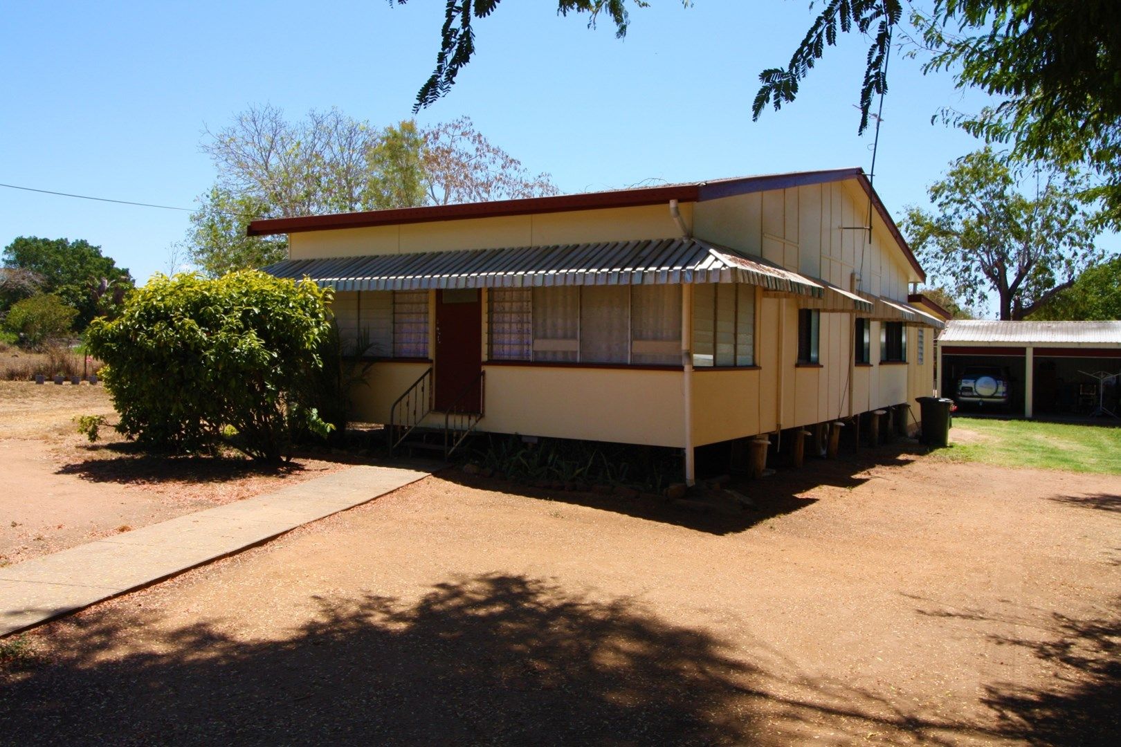 51 Anne Street, Charters Towers City QLD 4820