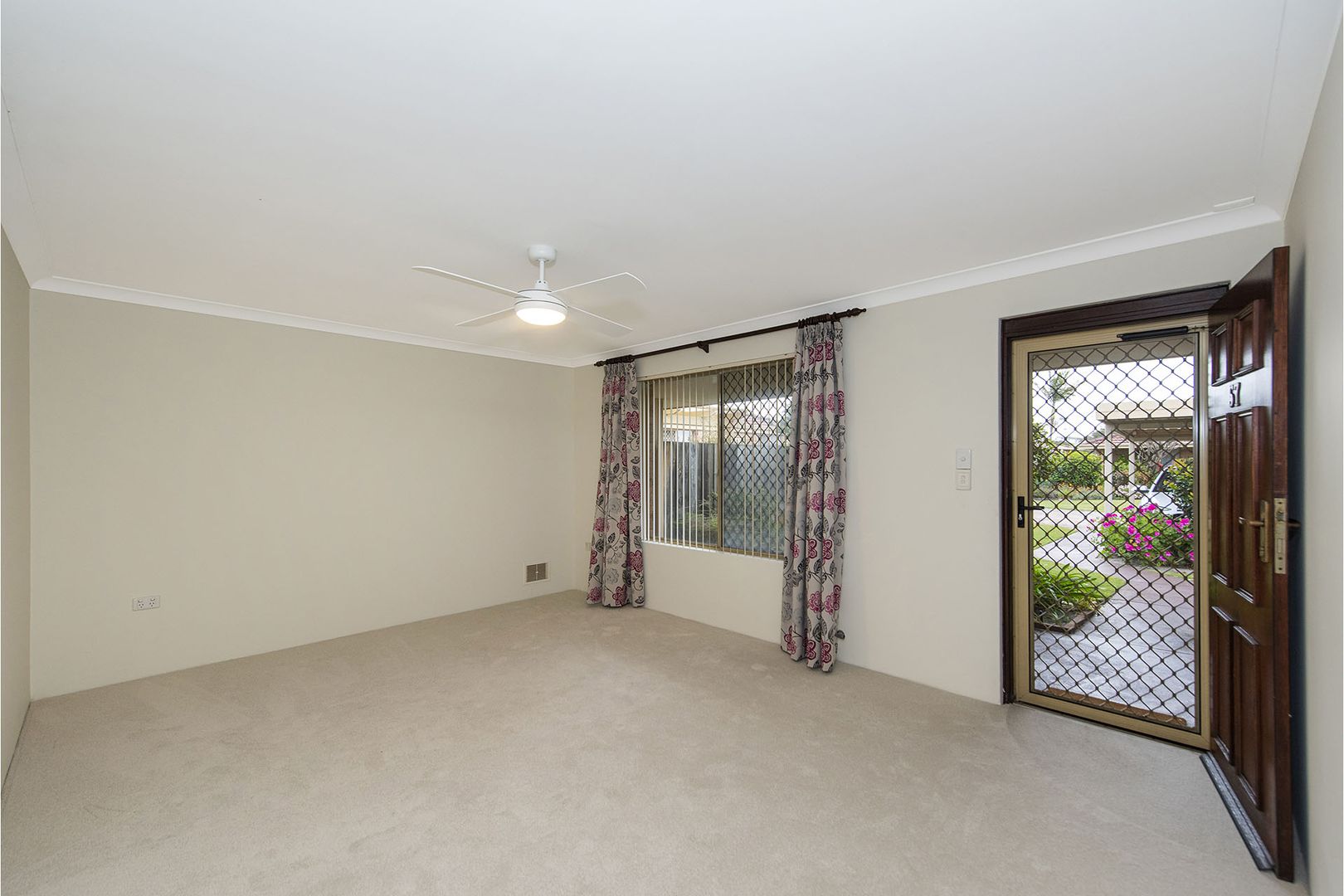 57/2 THEAKSTON GREEN, Leeming WA 6149, Image 1