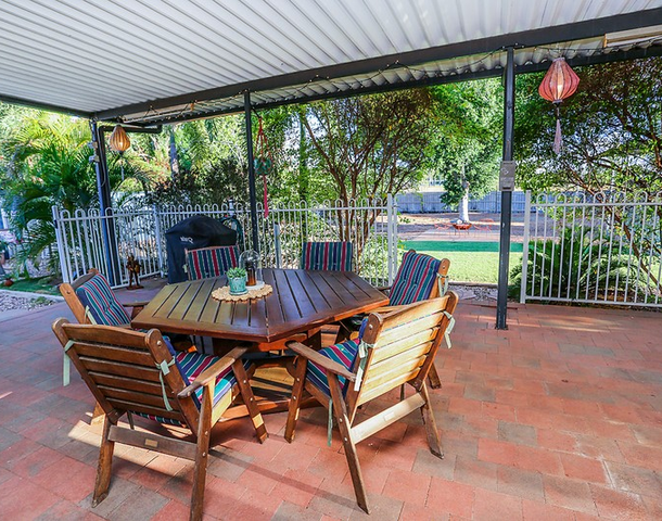 20 Moore Crescent, Mornington QLD 4825