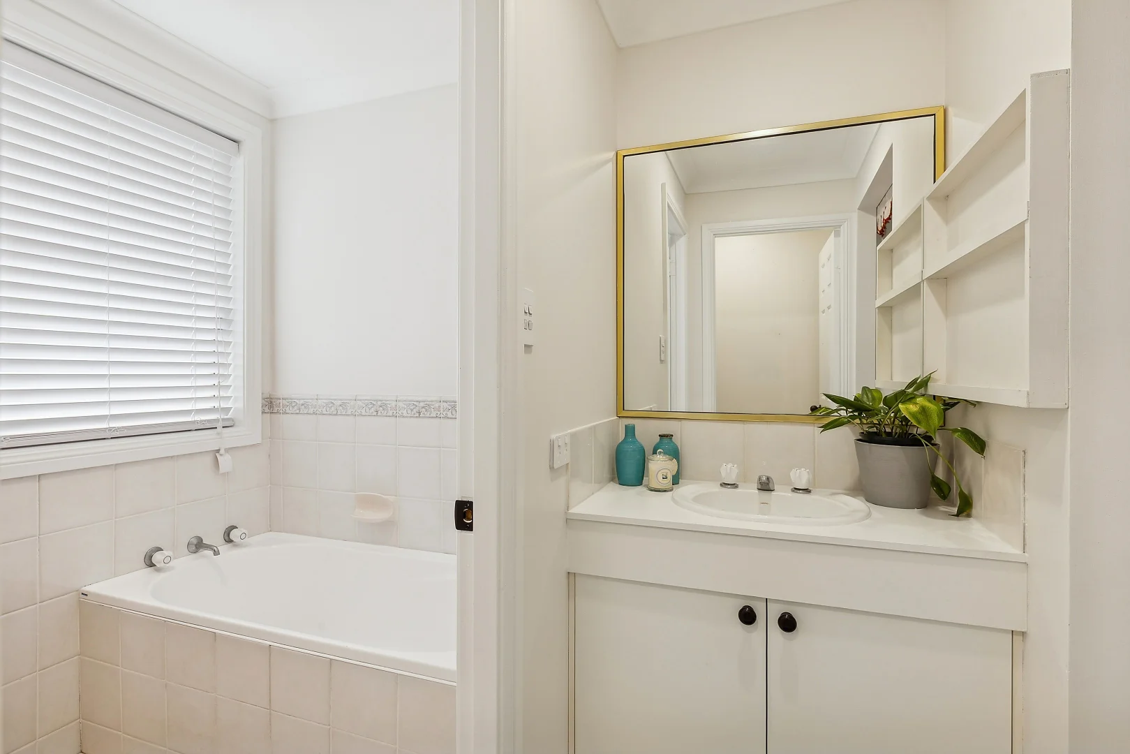 Additional image 5 of 1/5 Lenora Avenue, Davistown NSW 2251