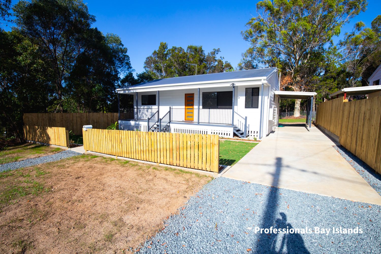 6 Heath Street, Macleay Island QLD 4184 Domain