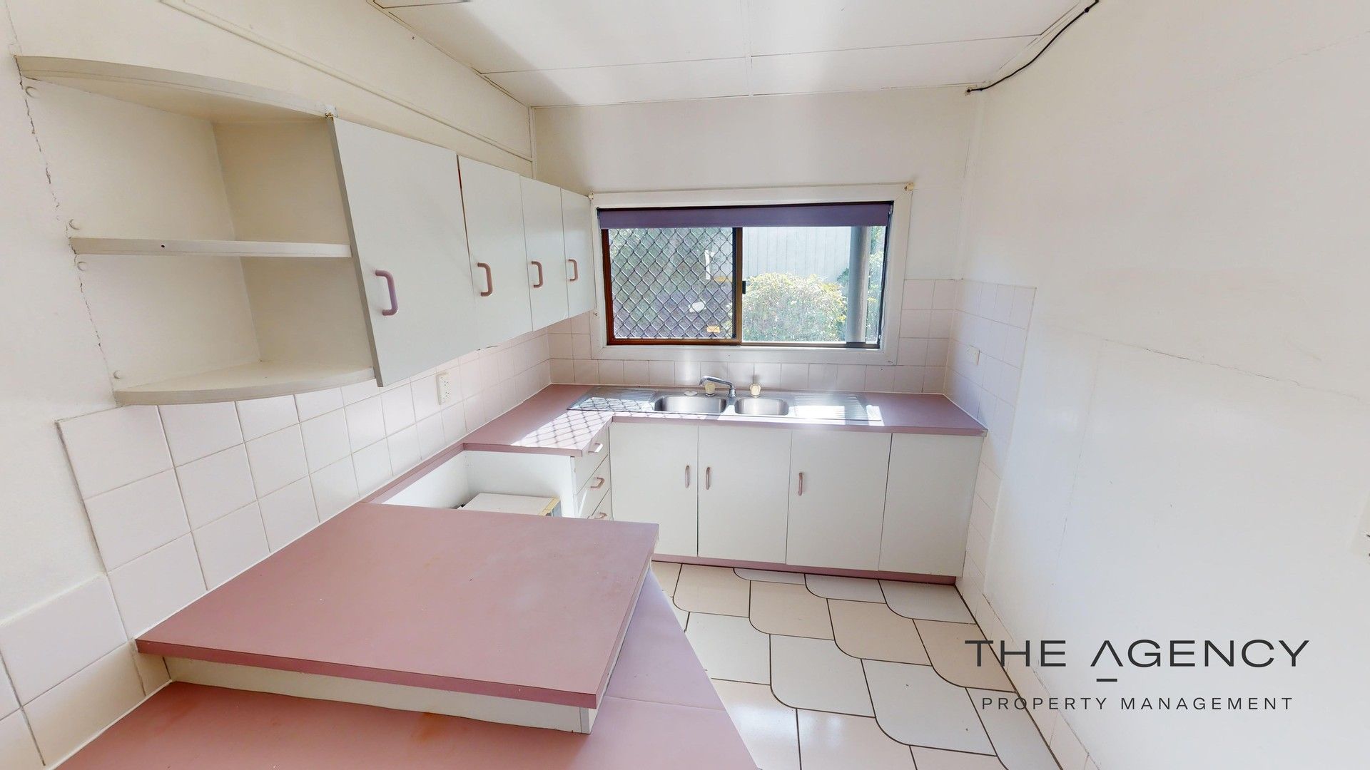 1 bedrooms Apartment / Unit / Flat in 5/246 William Street ALLENSTOWN QLD, 4700