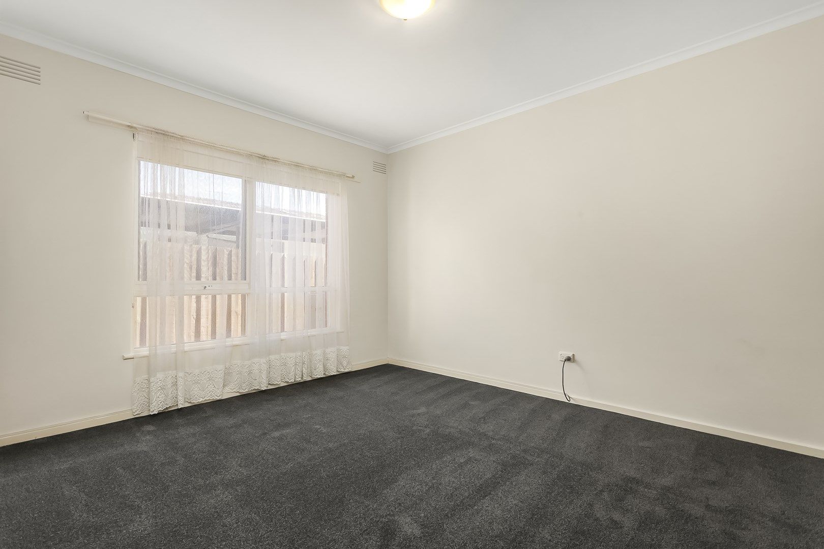 1/7 Violet Street, Essendon VIC 3040, Image 1