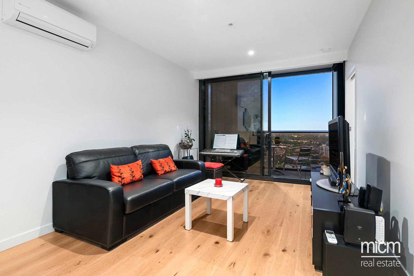 2 bedrooms Apartment / Unit / Flat in 2807/245 City Rd SOUTHBANK VIC, 3006
