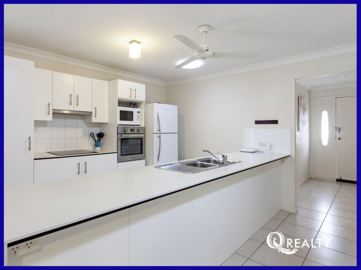 24 Tenielle Street, Boronia Heights QLD 4124, Image 2