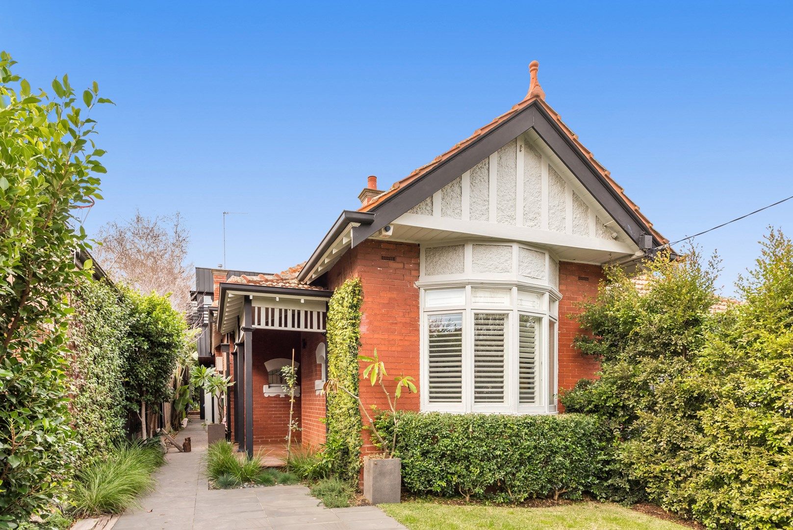 4 bedrooms House in 24 Bowen Street KEW VIC, 3101