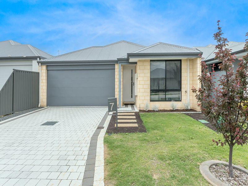 7 Kieley Street, Hilbert WA 6112, Image 0