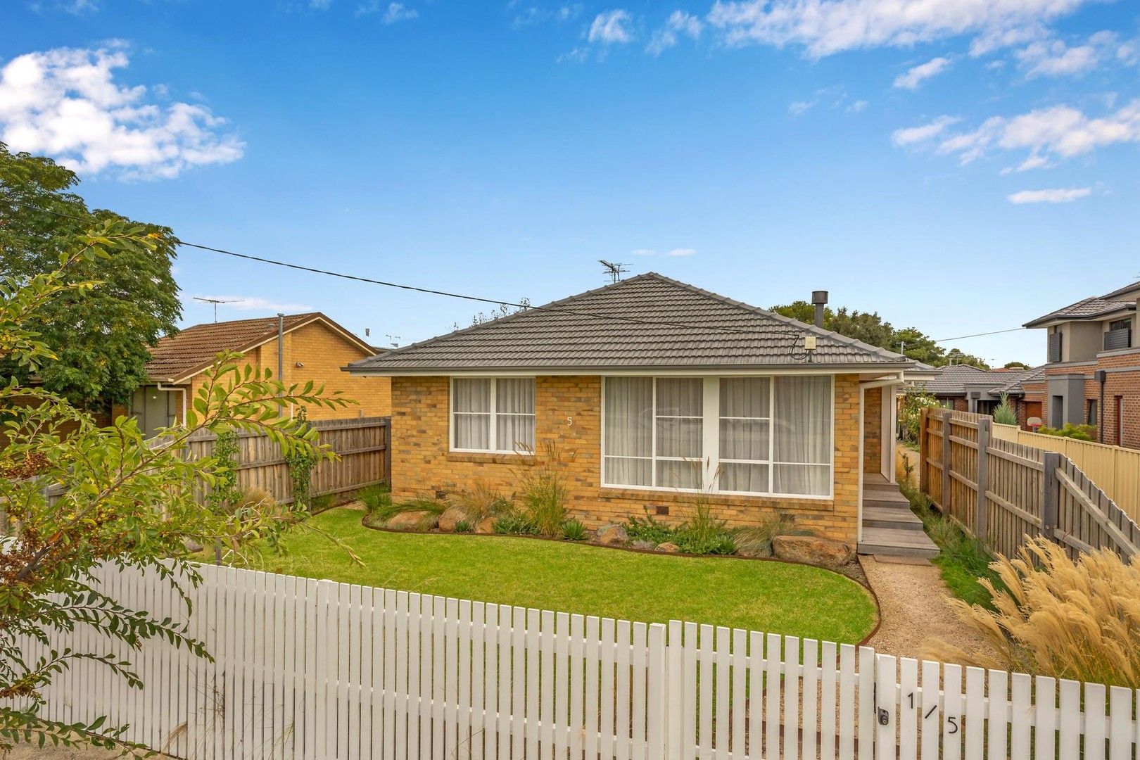 3 bedrooms House in 1/5 Bradley Street NEWPORT VIC, 3015