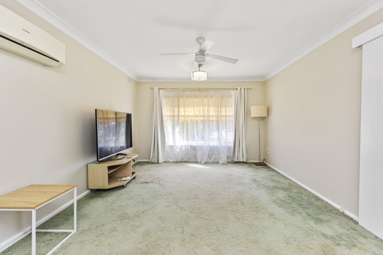 212 Fernleigh Road, Ashmont NSW 2650, Image 1