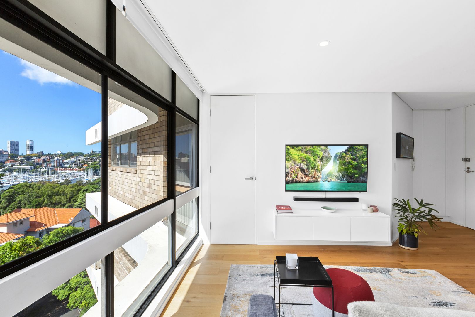 64/4149 Roslyn Gardens, Elizabeth Bay NSW 2011 Domain