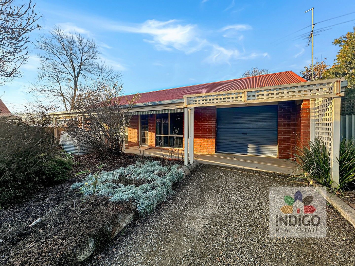 2/23 Finch Street, Beechworth VIC 3747, Image 0