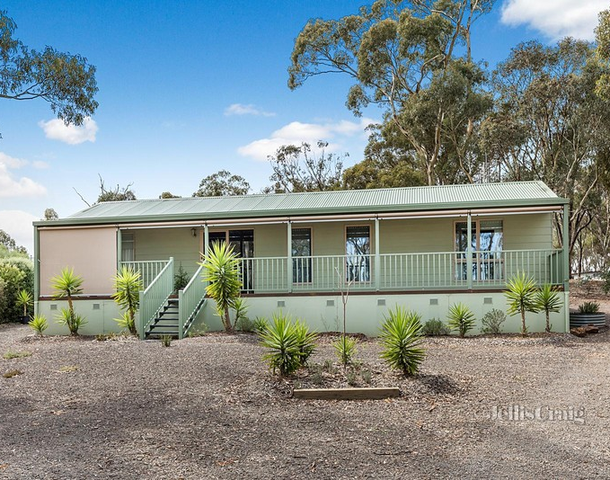 27 Codrington Street, Newstead VIC 3462