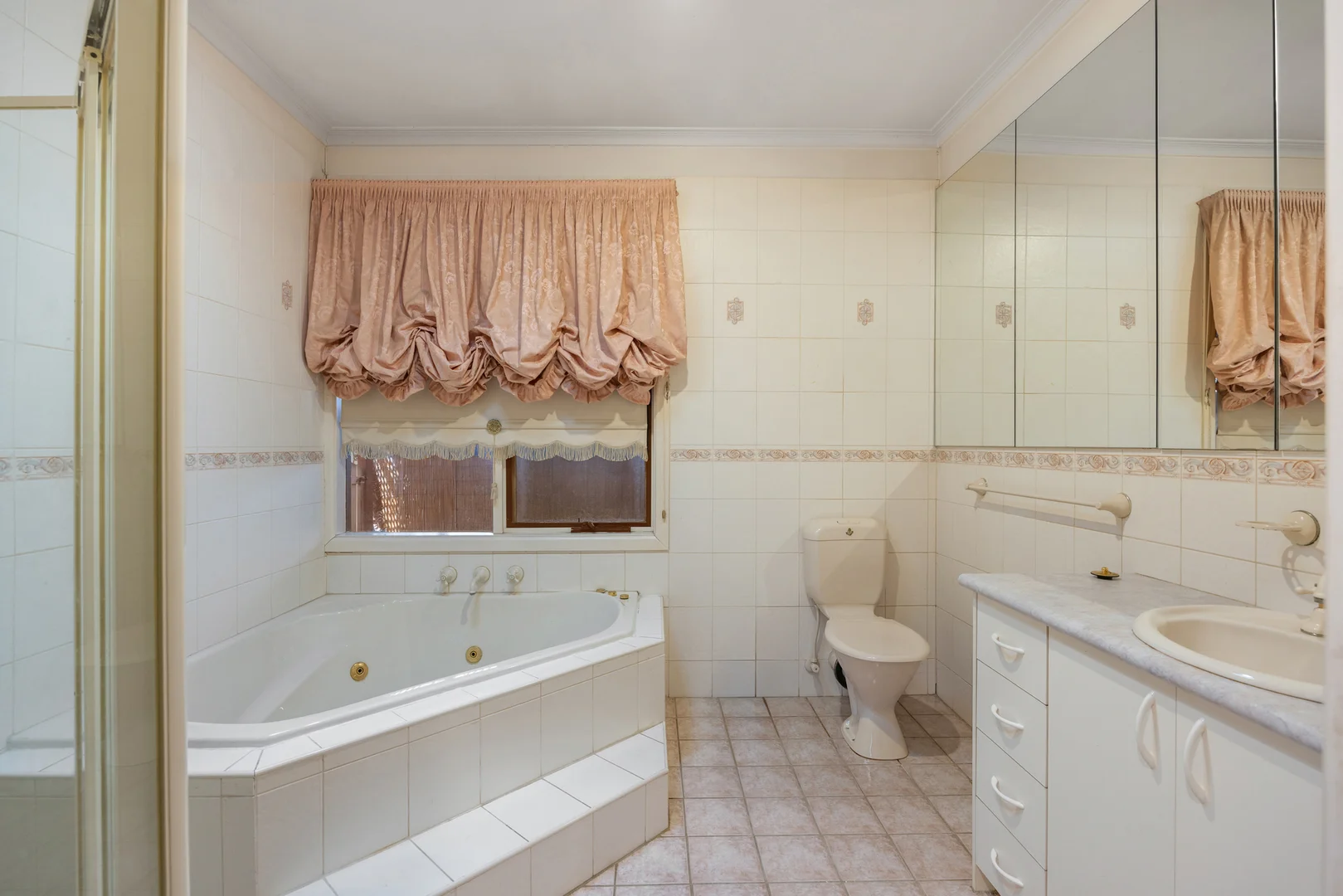 Additional image 11 of 6 Wingara Avenue, Keilor East VIC 3033