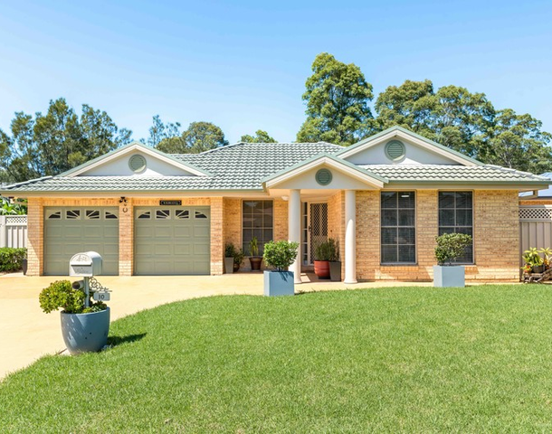 10 Burradoo Crescent, Nowra NSW 2541