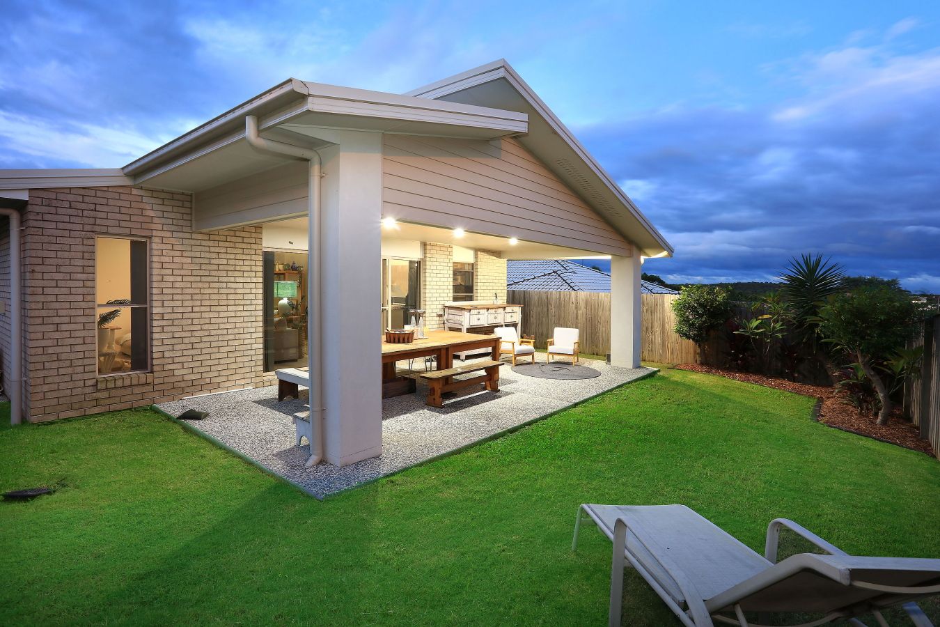 4 bedrooms House in 2 Hasemann Crescent UPPER COOMERA QLD, 4209