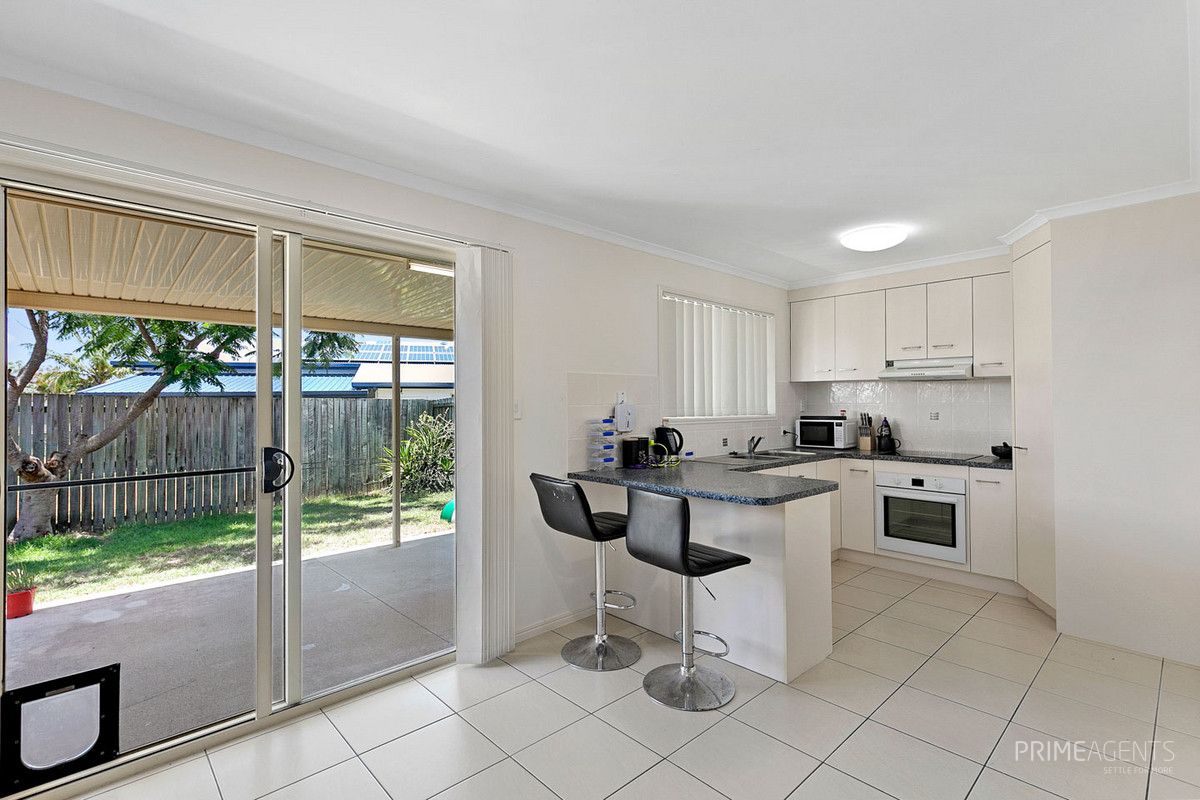 1/40 Wide Bay Drive, Eli Waters QLD 4655, Image 2