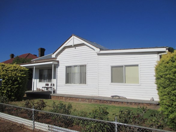 156 Twynam Street, Temora NSW 2666