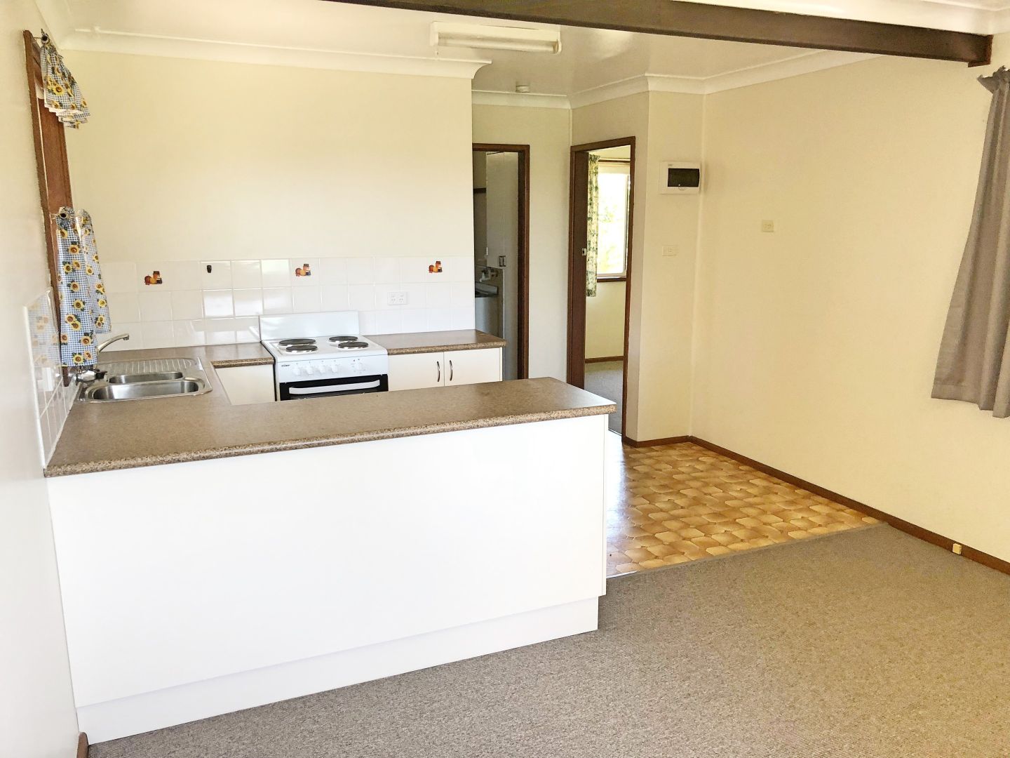 6/44 Chatham Avenue, Taree NSW 2430 Apartment For Rent 280 Domain