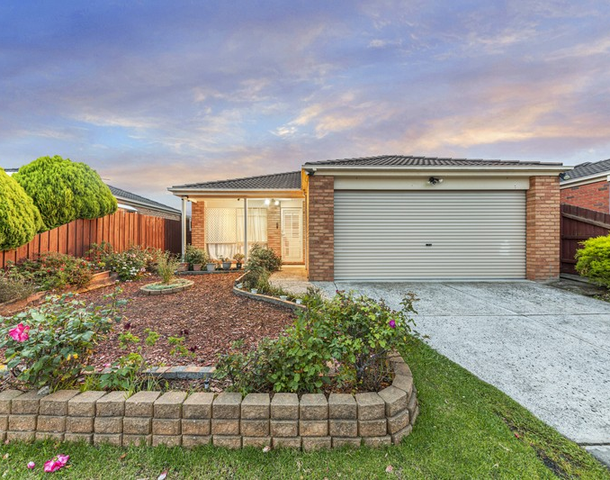 3 Sir Thomas Drive, Pakenham VIC 3810