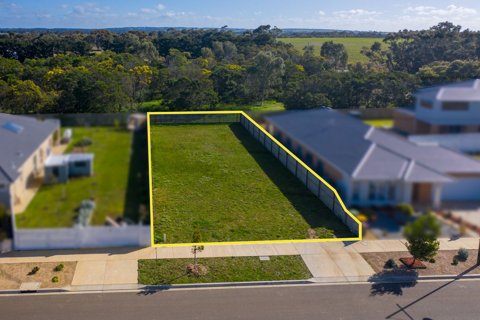 Vacant land in 8 Jacana Drive, ST LEONARDS VIC, 3223